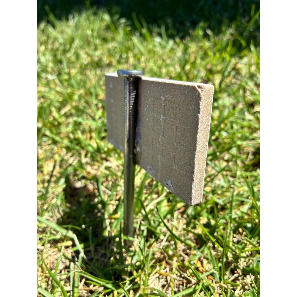 Tile Garden stake flower decor
